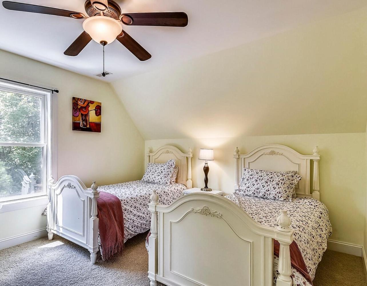 Cl To Dt Asheville & Weaverville- Apartment Inc Luaran gambar